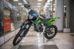 BSE Z10 L Green Shake (030)
