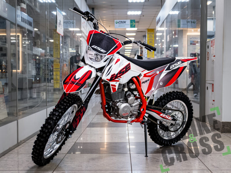 BSE Z3.00 19/16 Thorn Red/Black