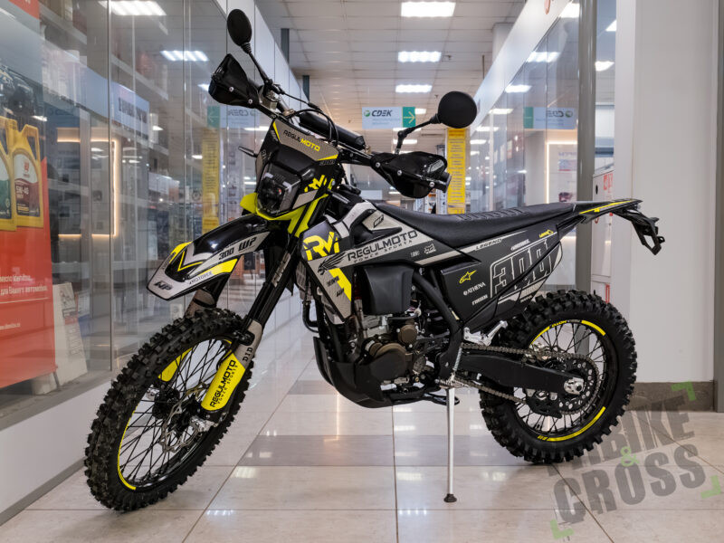 Regulmoto LEGEND 300 (Черный/ желтый)